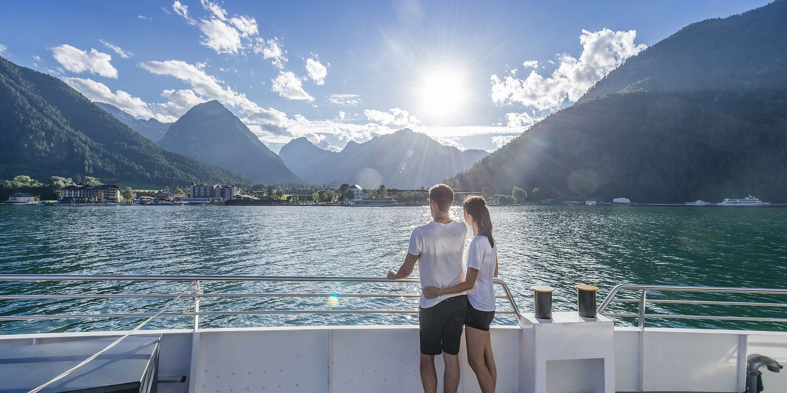 Boat ride at sunset @Achensee Tourismus
